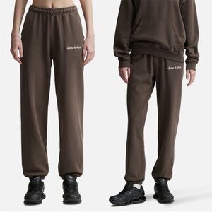 Sporty & Rich  Syracuse Embroidered Chocolate Sweat Pants Small New